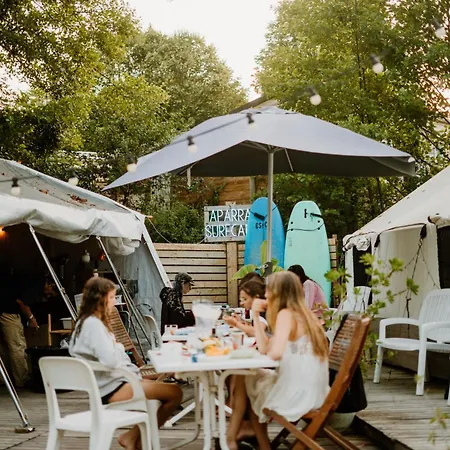 Aparra Surfcamp * Ондр