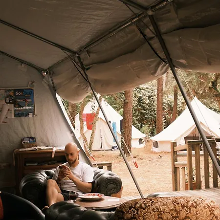 Aparra Surfcamp